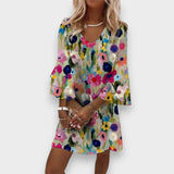 Büşra | V yaka çiçek desenli romantik mini elbise